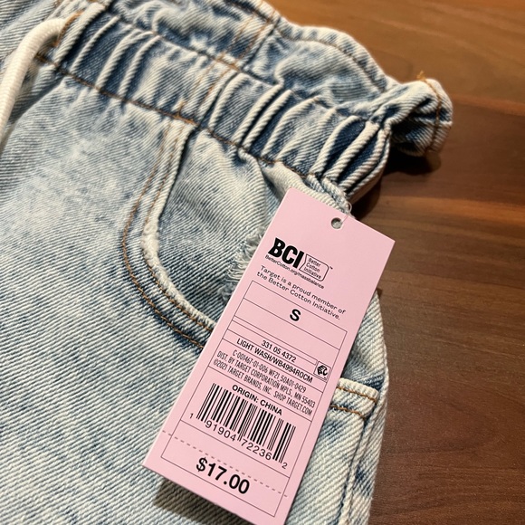 COPY - Brand NEW! Wild Fable Denim Shorts - Picture 3 of 5